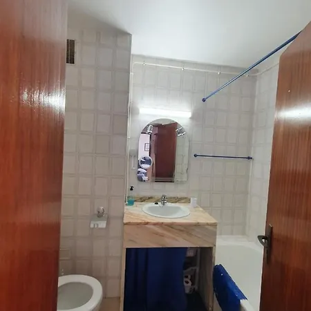 T1- Da Rocha Com Piscina -segunda Linha Lägenhet