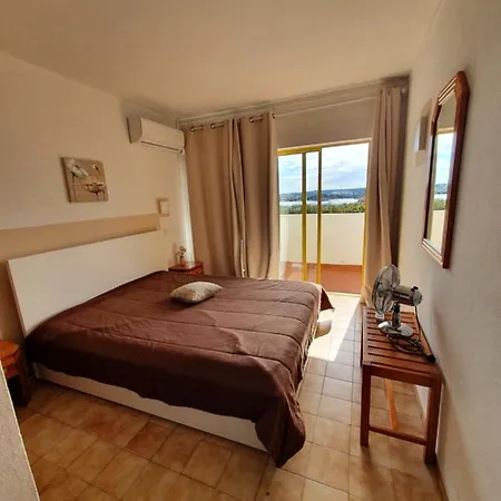 Apartment T1- Da Rocha Com Piscina -segunda Linha Portimao